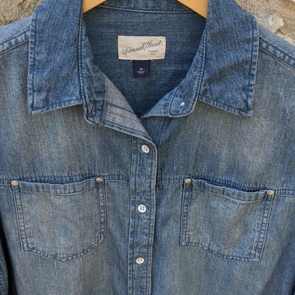 Classic denim button down - Picture 4 of 4